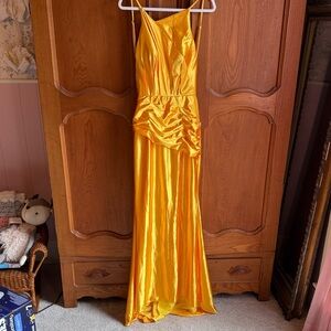 Elegant Yellow Satin Evening Gown